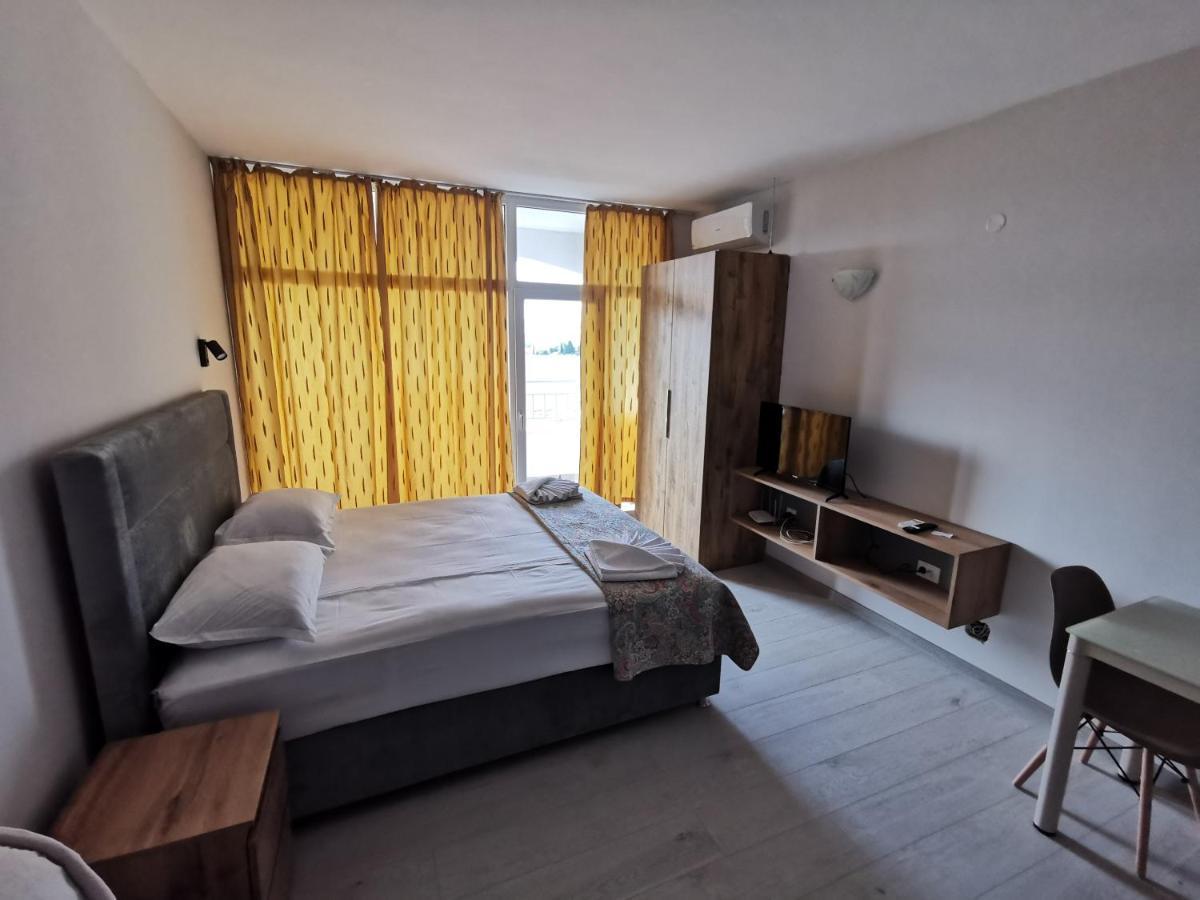 Privately Owned Studios Bora Bora Несебр Экстерьер фото
